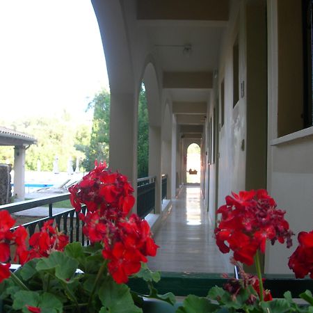 Villa Karmar Hotel Apartments ダシア エクステリア 写真